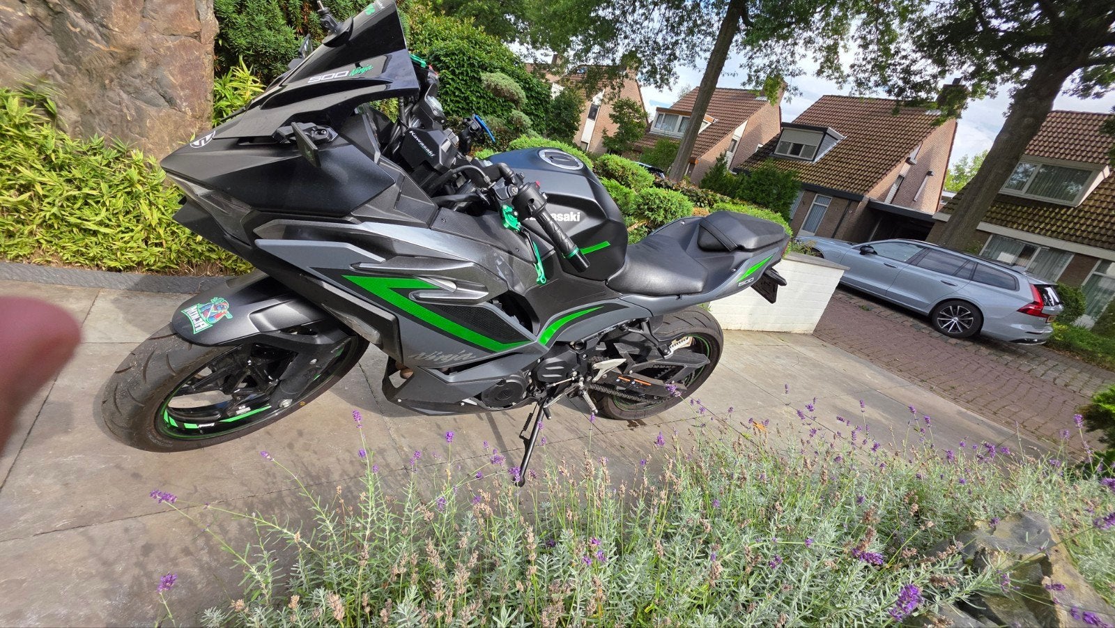 Kawasaki Ninja 500 SE 2024 (A2,A), Motoren, Motoren | Kawasaki, 2 cilinders, Sportuitlaat, Gebruikt, 451 cc