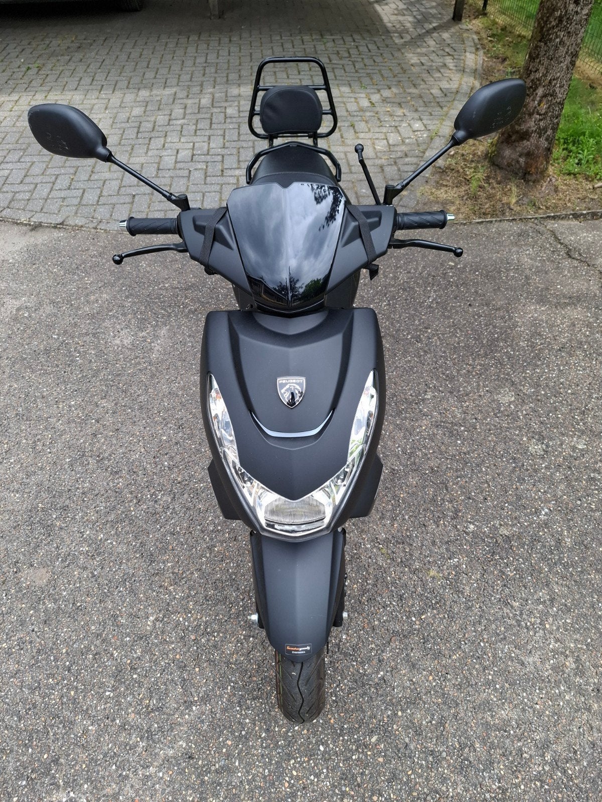 Peugeot Kisbee Black Edition - Zo goed als nieuw, Ophalen, Zo goed als nieuw, Benzine, Peugeot