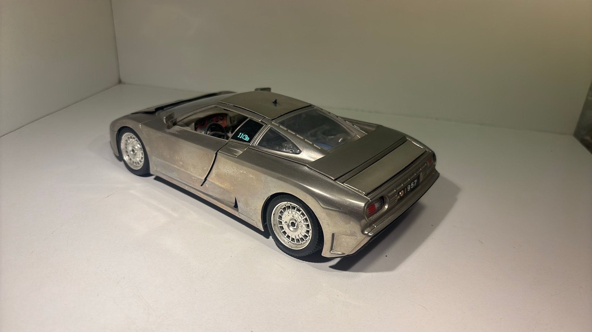 Bugatti eb110 chroom Bburago 1.18, Ophalen of Verzenden, Bburago, A, A