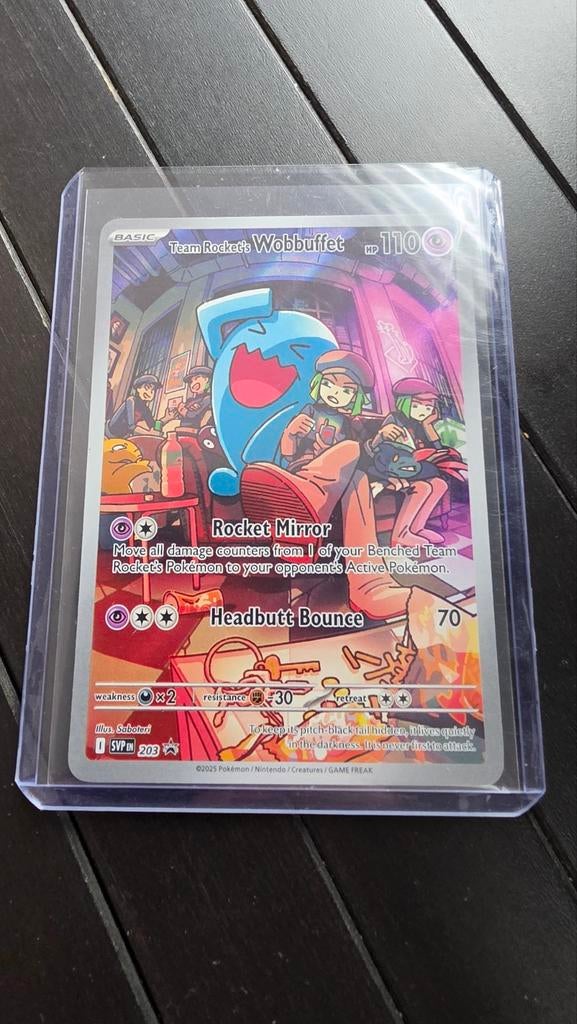 Team Rocket's Wobbuffet SVP 203 Pokemon kaart, Ophalen of Verzenden, Zo goed als nieuw, Losse kaart