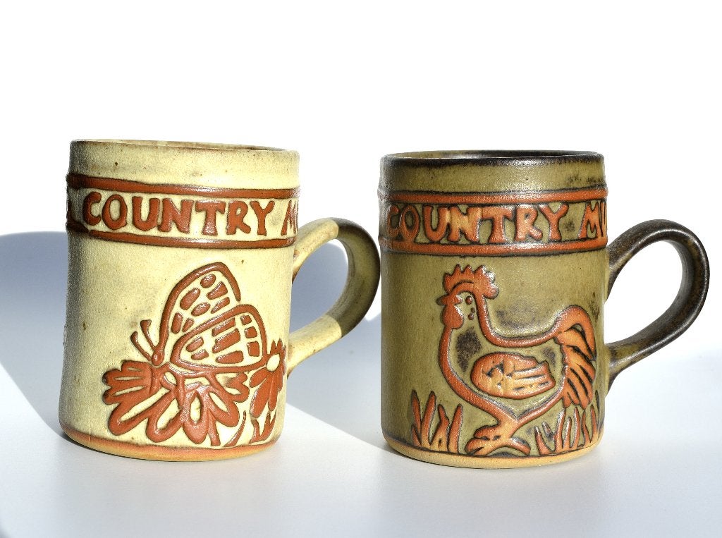 Jaren 60 TREMAR STUDIO POTTERY 2 country mugs bekers mokken, N, N, Tremar, Overige stijlen