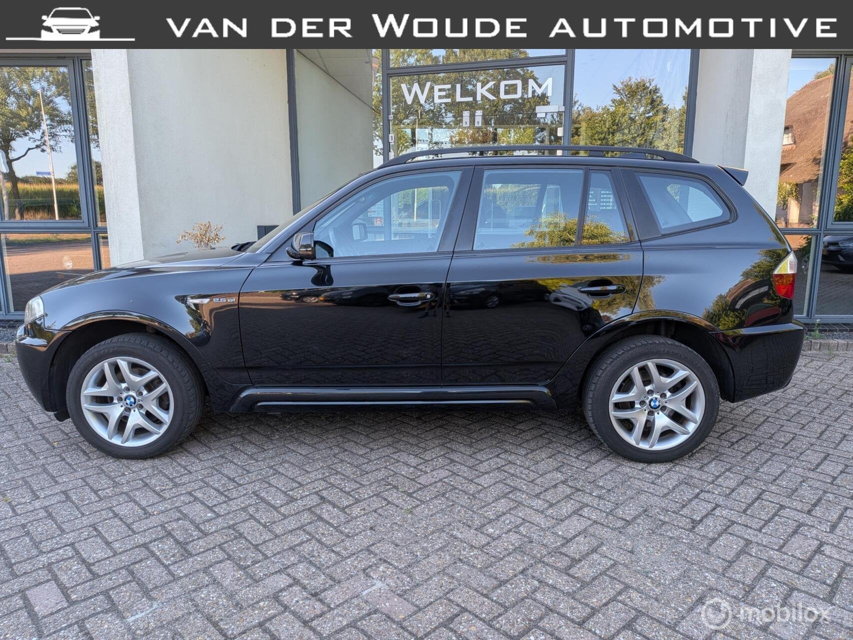 BMW X3 2.5si Executive M-PAKKET LEER, 1800 kg, 2497 cc, Zwart, Bedrijf