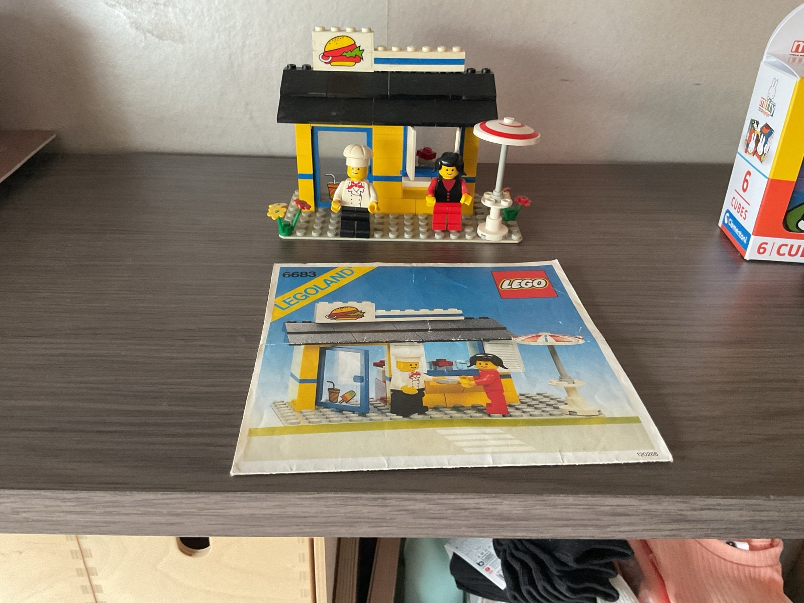 LEGO Legoland 6683 Hamburger Restaurant met instructies, Ophalen, Gebruikt, Lego, Compleet