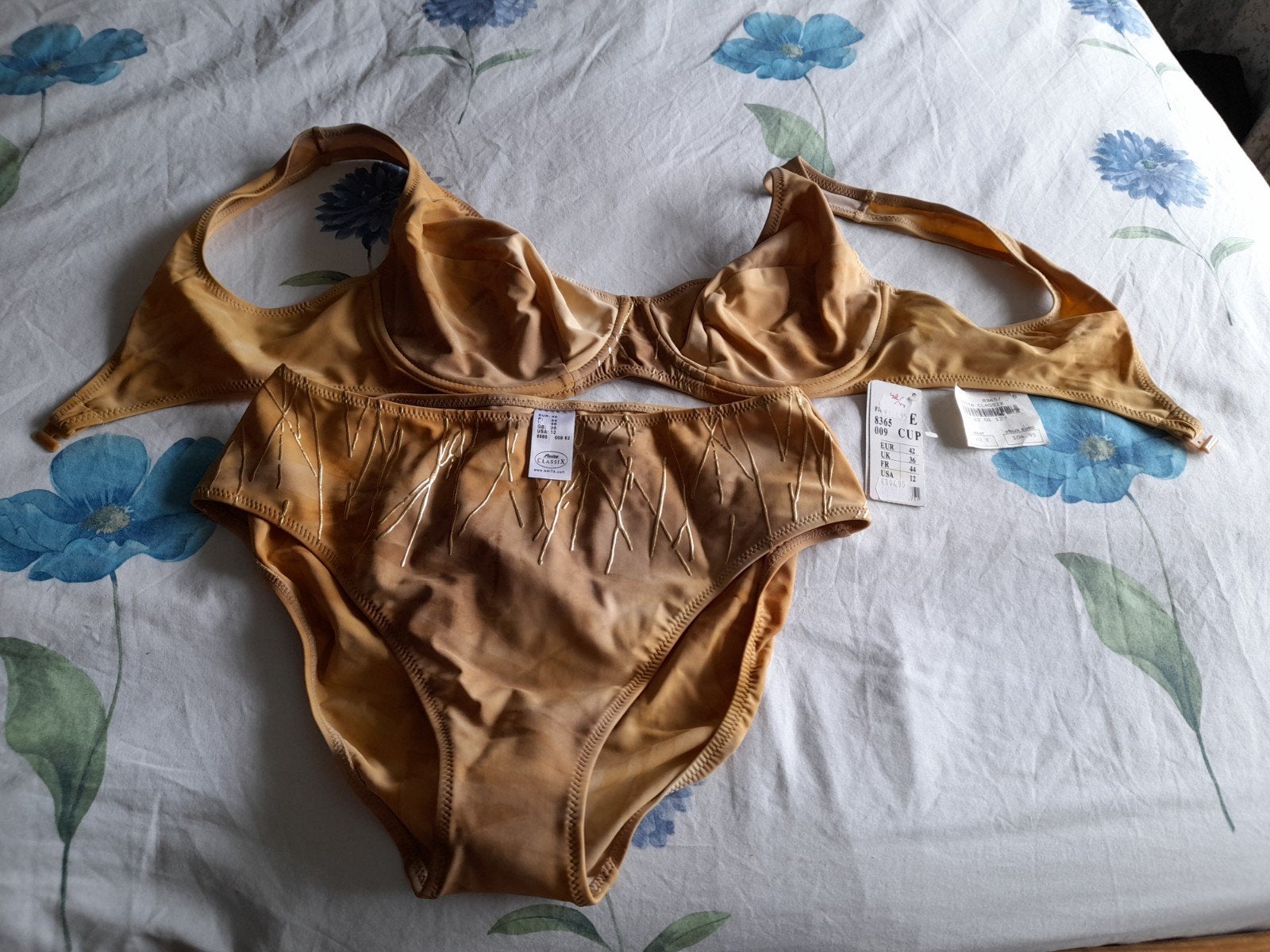 Nieuwe ANITA bikini maat 42 cup E met kaartjes, ANITA, Beige, Nieuw, Ophalen of Verzenden