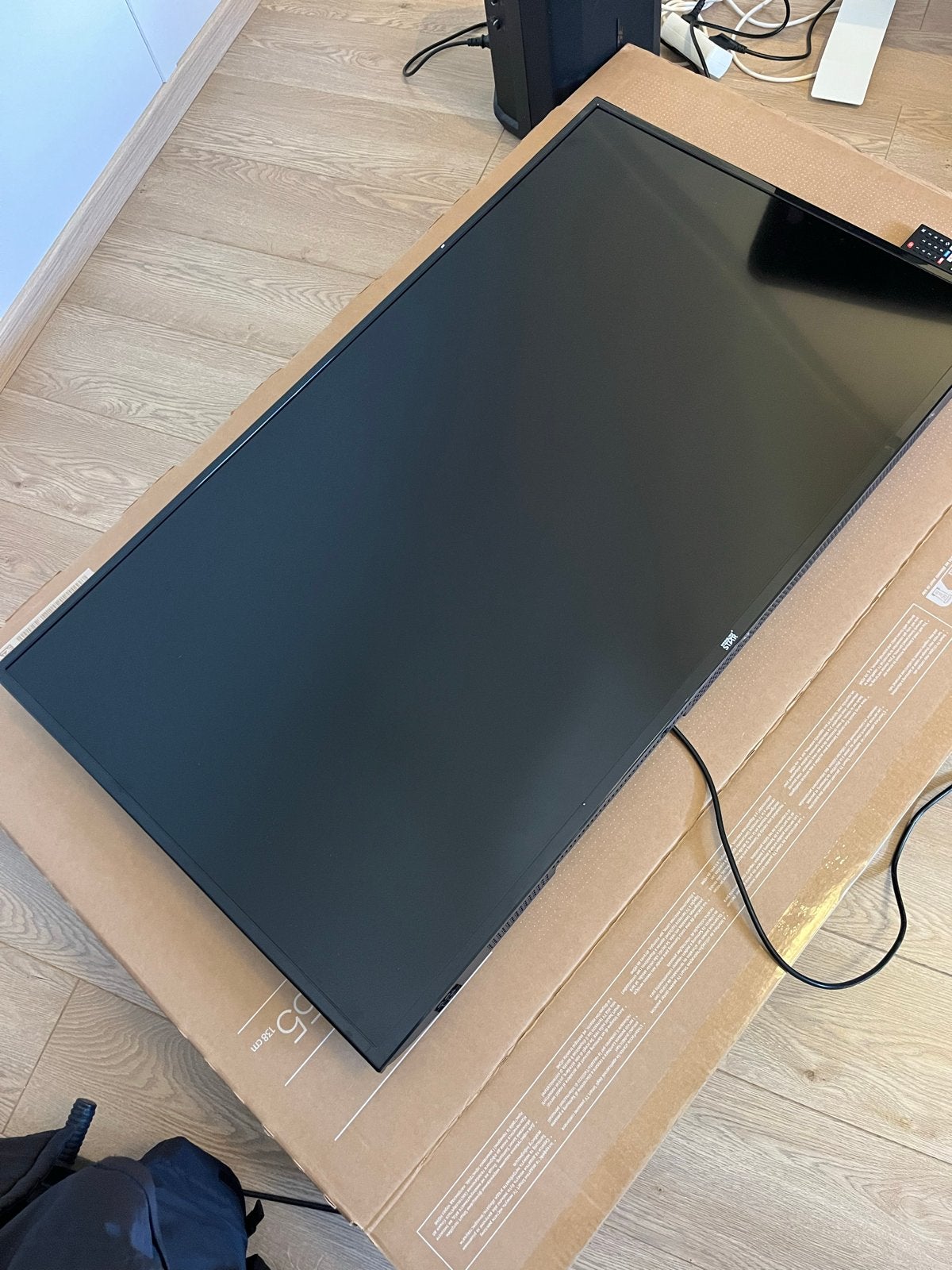 Winning Star TV 130cm met afstandsbediening, z.g.a.n., 50 Hz, Zo goed als nieuw, 100 cm of meer, Ophalen