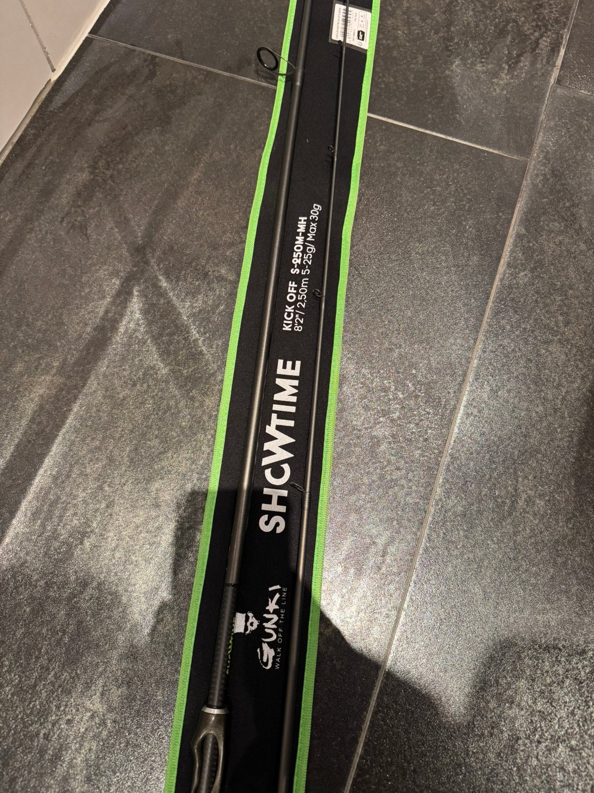 Gunki Showtime Kick-Off S Spinhengel 5-25g, Watersport en Boten, Ophalen, Zo goed als nieuw, Werphengel
