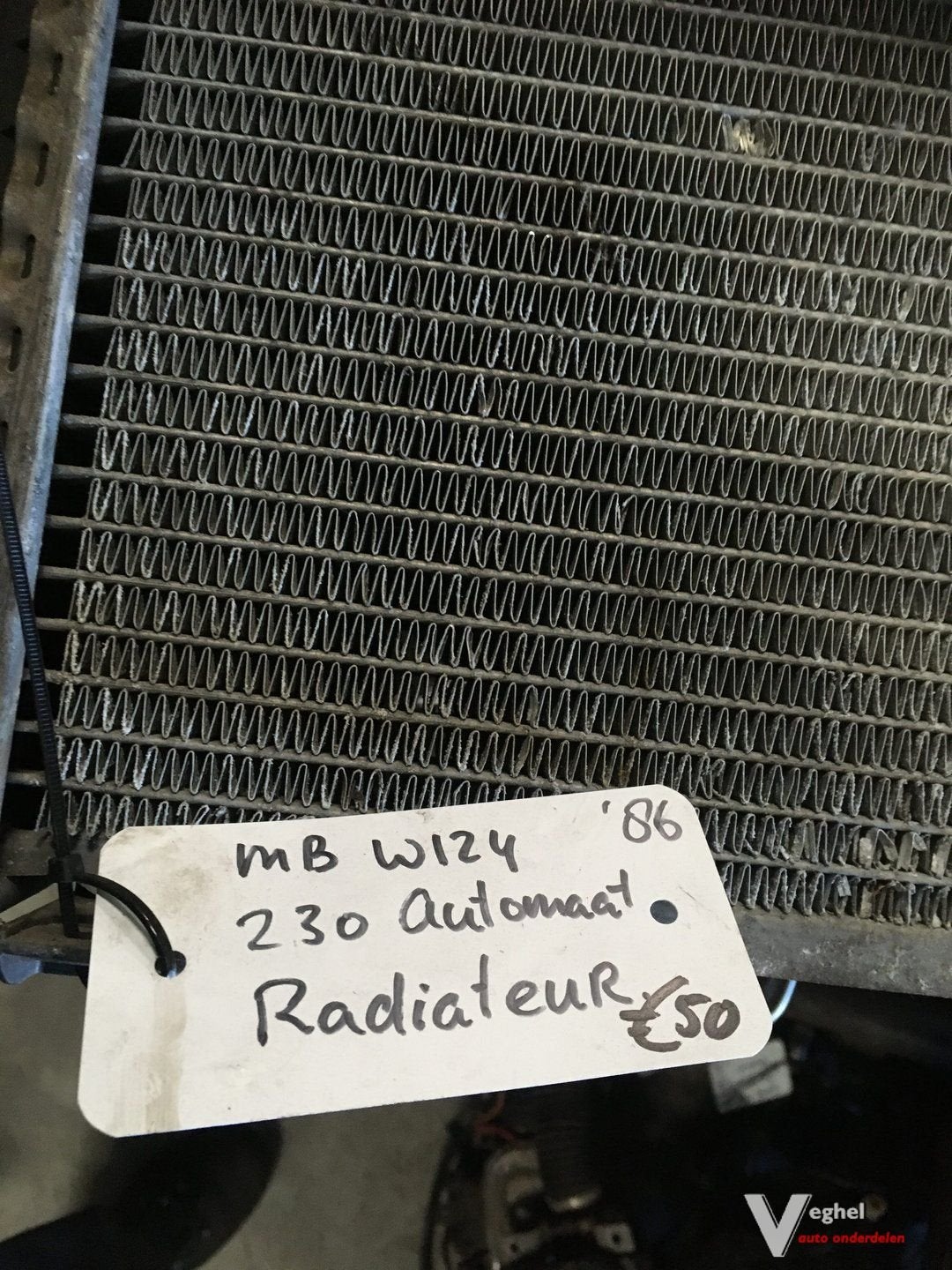 Mercedes w124 230 1986  automaat Radiateur, Gebruikt, -, -, Ophalen of Verzenden