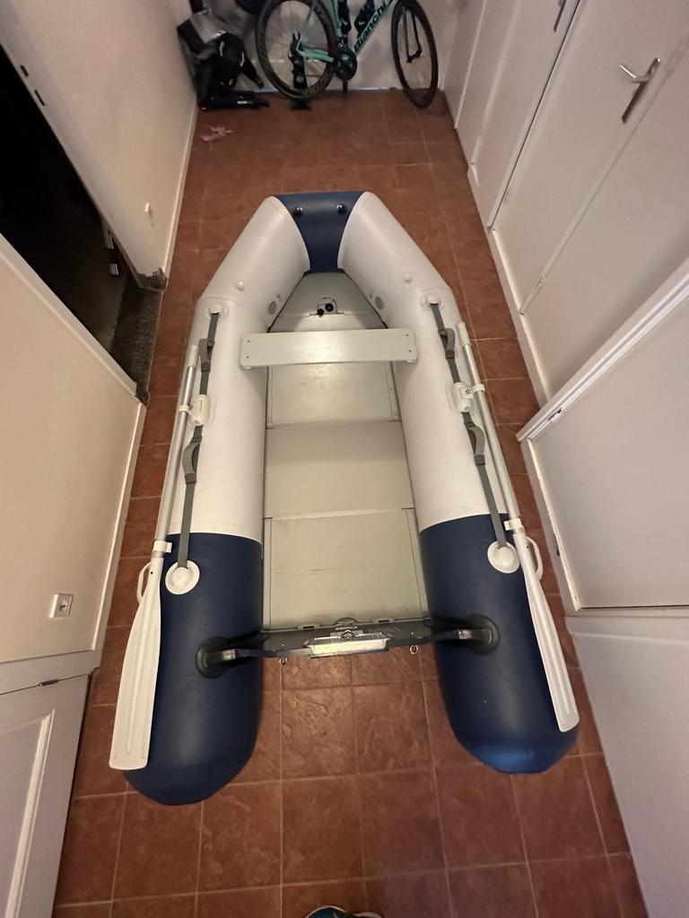 Zodiac Cadet C285S rubberboot, dinghy met harde bodem, Watersport en Boten, Rubberboten, Ophalen, Hout, Benzine, Minder dan 70 pk