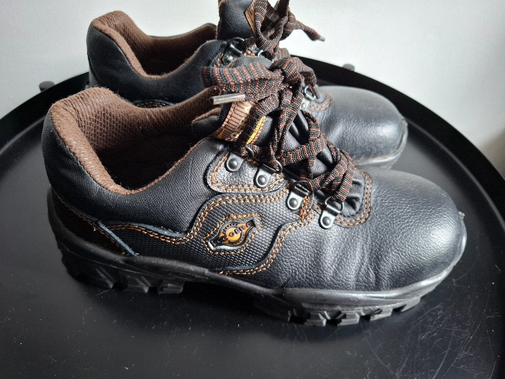 Cofra New Volga S2 SRC Werkschoenen – Maat 39, Kleding | Heren, Schoenen, Ophalen, Zwart, Werkschoenen, Gedragen