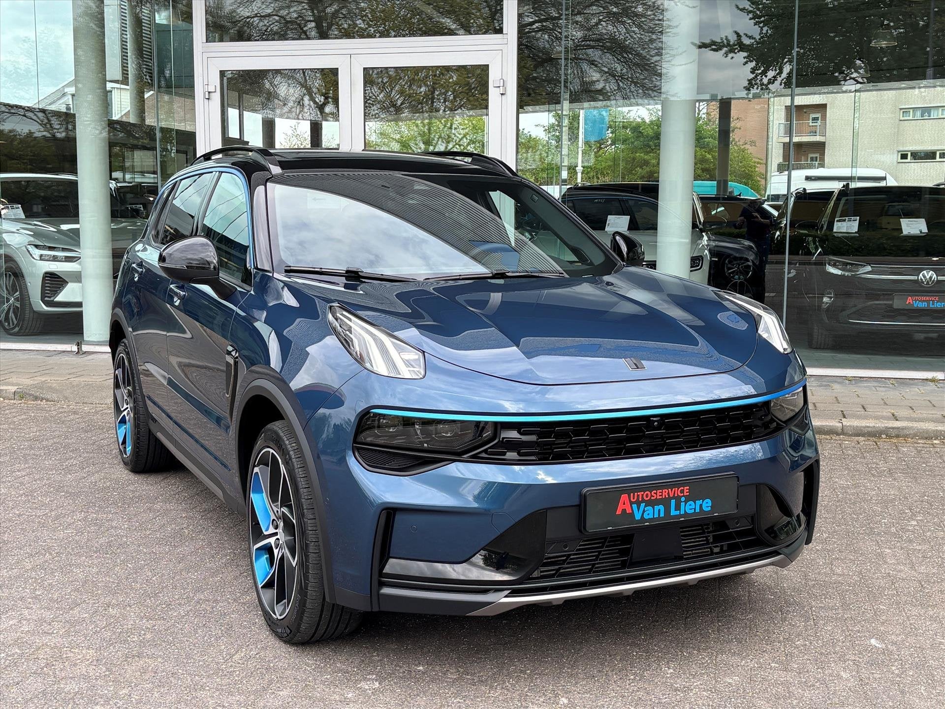 Lynk & Co 01 1.5TD 261pk PHEV 7DCTH|Schuifdak| 360 gr Camera, Stof, Plug-in hybride, Bedrijf, 1854 kg
