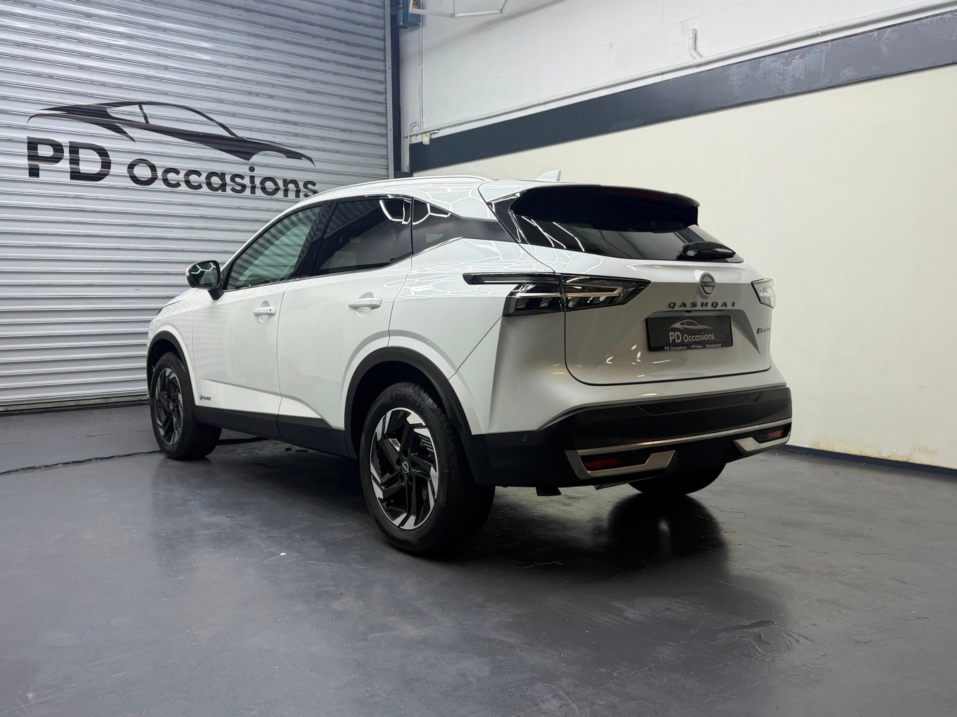 Nissan Qashqai 1.5 e-Power N-Connecta - Pano - Half leer - E, Auto's, Nissan, Zwart, Leder en Stof, Origineel Nederlands, Bedrijf