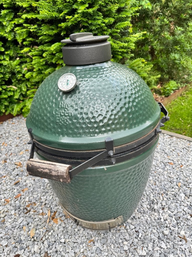Big Green Egg - Medium, Tuin en Terras, Houtskoolbarbecues, Gebruikt, Met accessoires, Ophalen