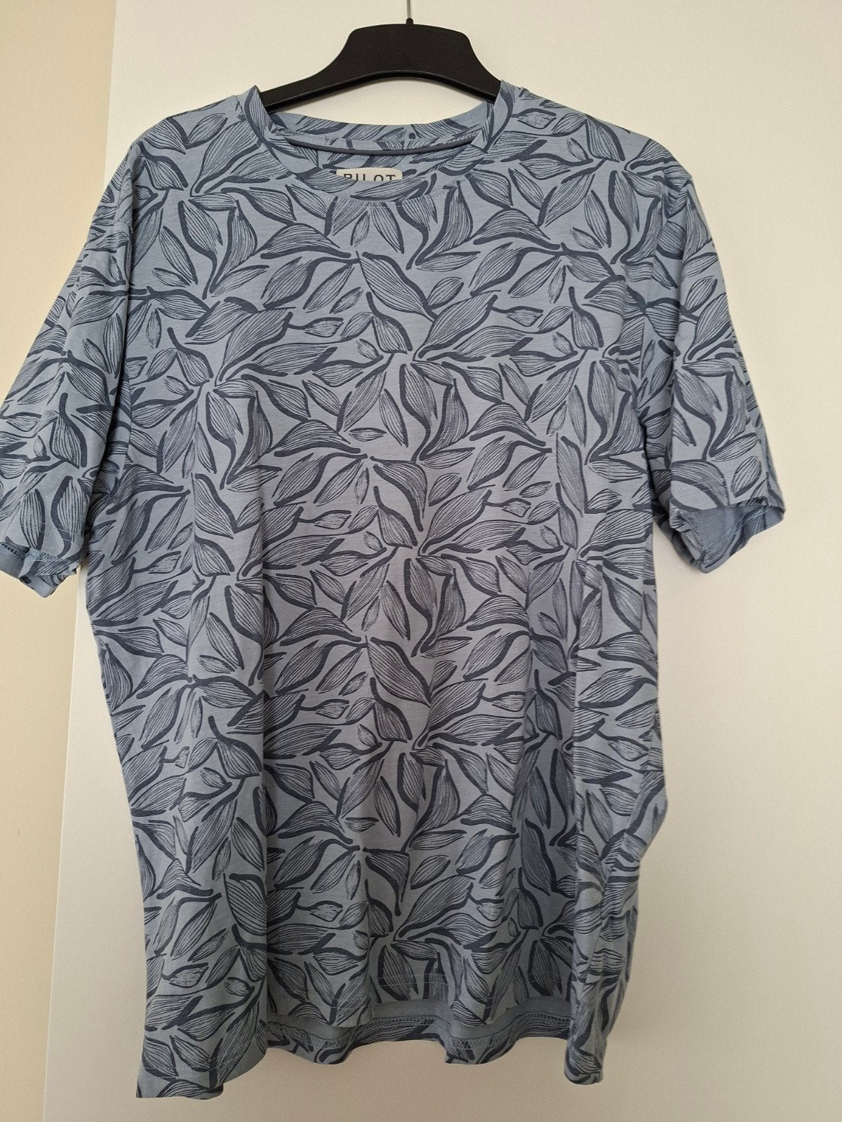 Pilot Heren T-shirt - Lichtblauw met motief - Maat L - Nieuw, Maat 52/54 (L), Pilot, Blauw, Nieuw