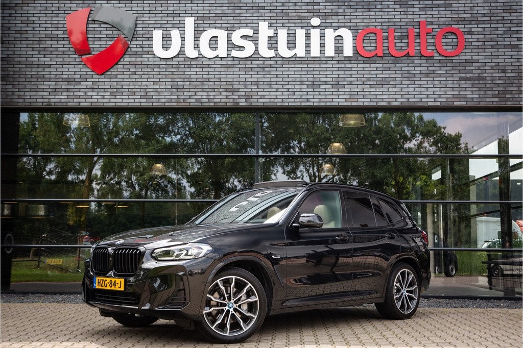 BMW X3 xDrive30e High Executive M-Sport , Panoramadak, Trekh, Auto's, 1998 cc, Gebruikt, Zwart, Leder