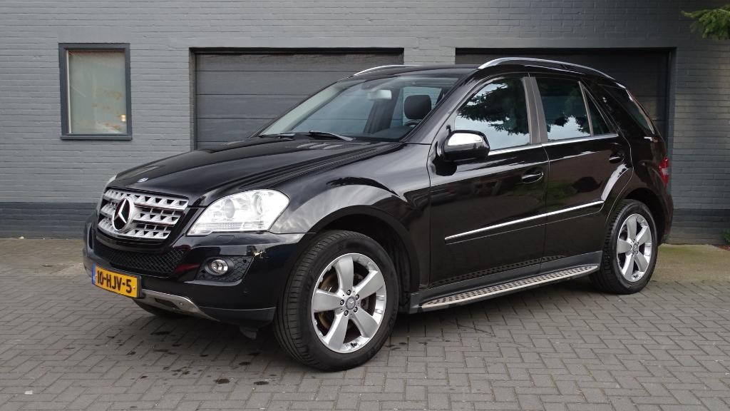 Mercedes-Benz M-Klasse 320 CDI 4MATIC AUT 2009 ZEER MOOI!!, Auto's, Automaat, Zwart, 255 €/maand, Bedrijf