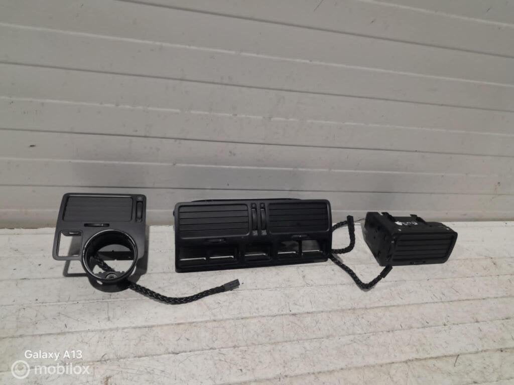 Luchtrooster dashboard Volkswagen Bora, Auto-onderdelen, Gebruikt, Ophalen of Verzenden