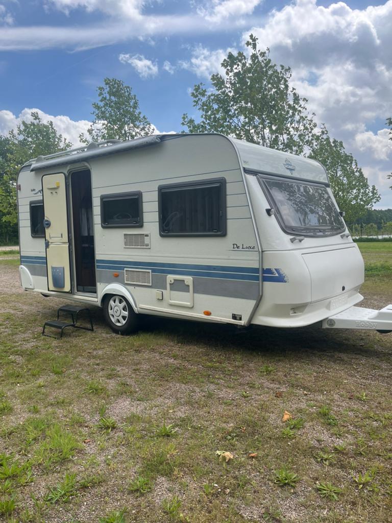 Prachtige Hobby de Luxe 450 UF BJ2002 BOVAG 2025!., Caravans en Kamperen, Rondzit, Hobby, Omvormbare zithoek, 750 - 1000 kg