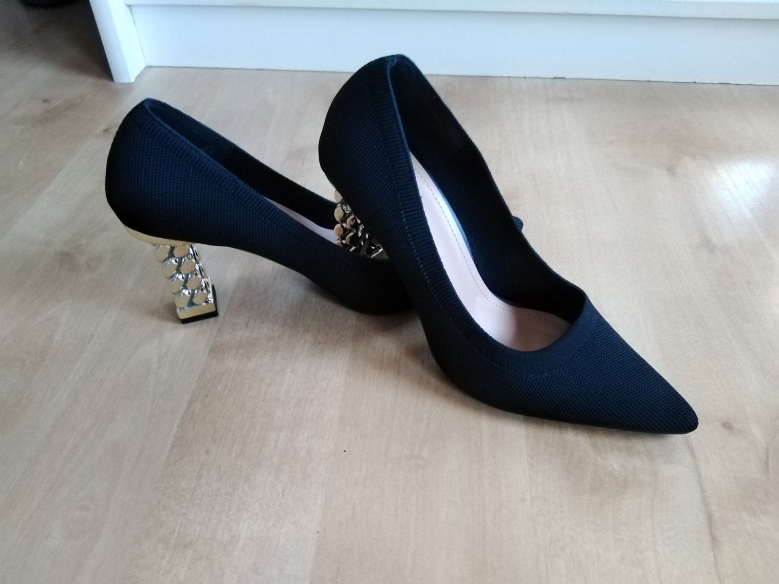 zwarte pumps met gouden hak, Pumps, Zwart, Nieuw, Ophalen of Verzenden