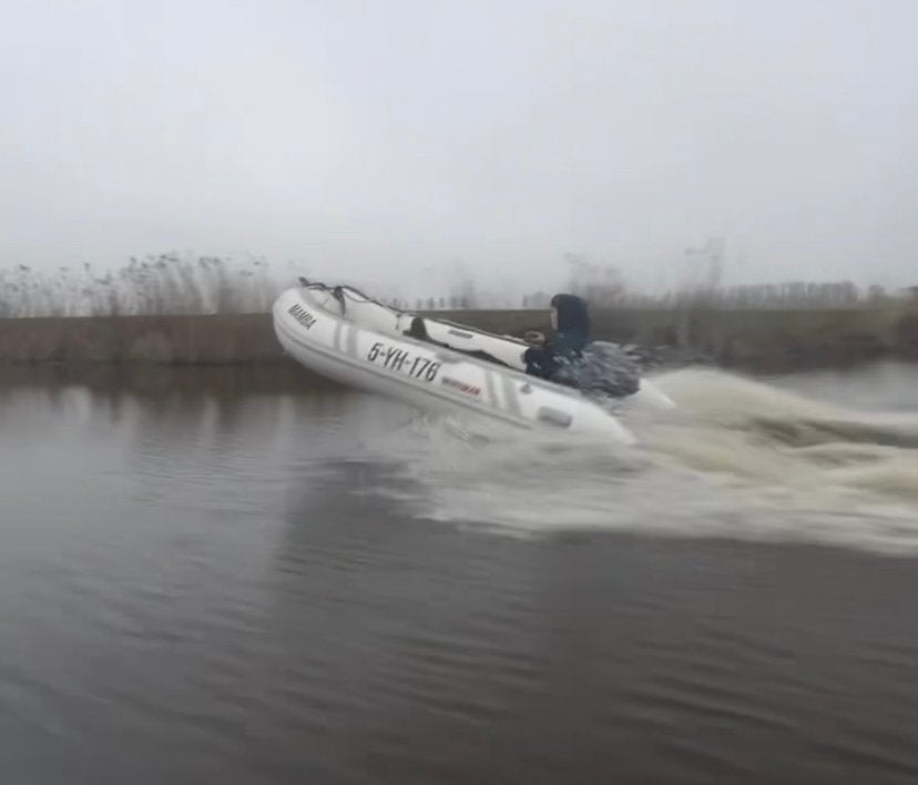 Suzumar 320 + 15pk Mariner 2t zeer compleet en vaarklaar, Watersport en Boten, Rubberboten, Aluminium, Suzumar, Zo goed als nieuw
