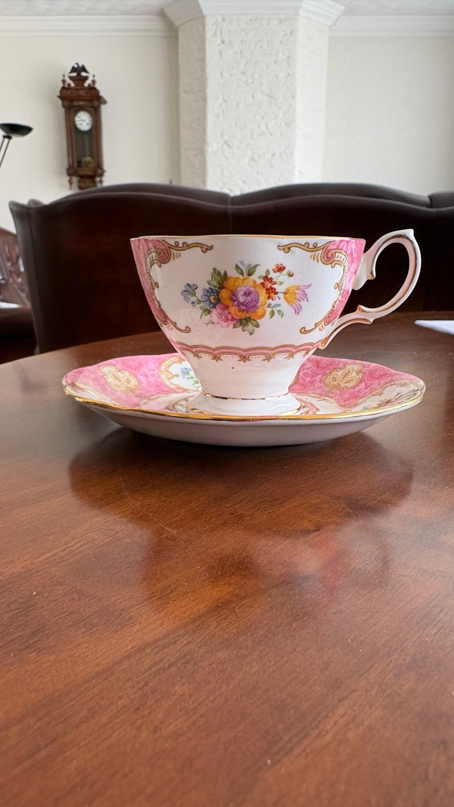 Set van 2 Vintage Porseleinen Kop en Schotels met Bloemmotie, Ophalen