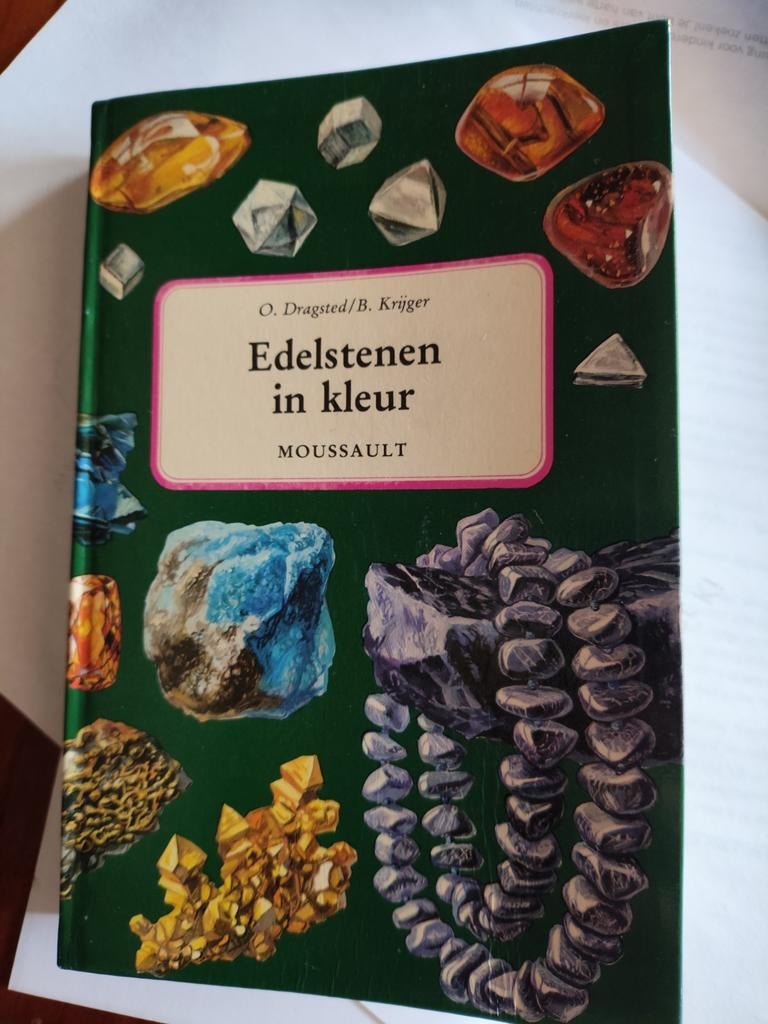 Edelstenen in kleur Moussalt, Ophalen of Verzenden, Zo goed als nieuw, Spiritualiteit algemeen, Achtergrond en Informatie