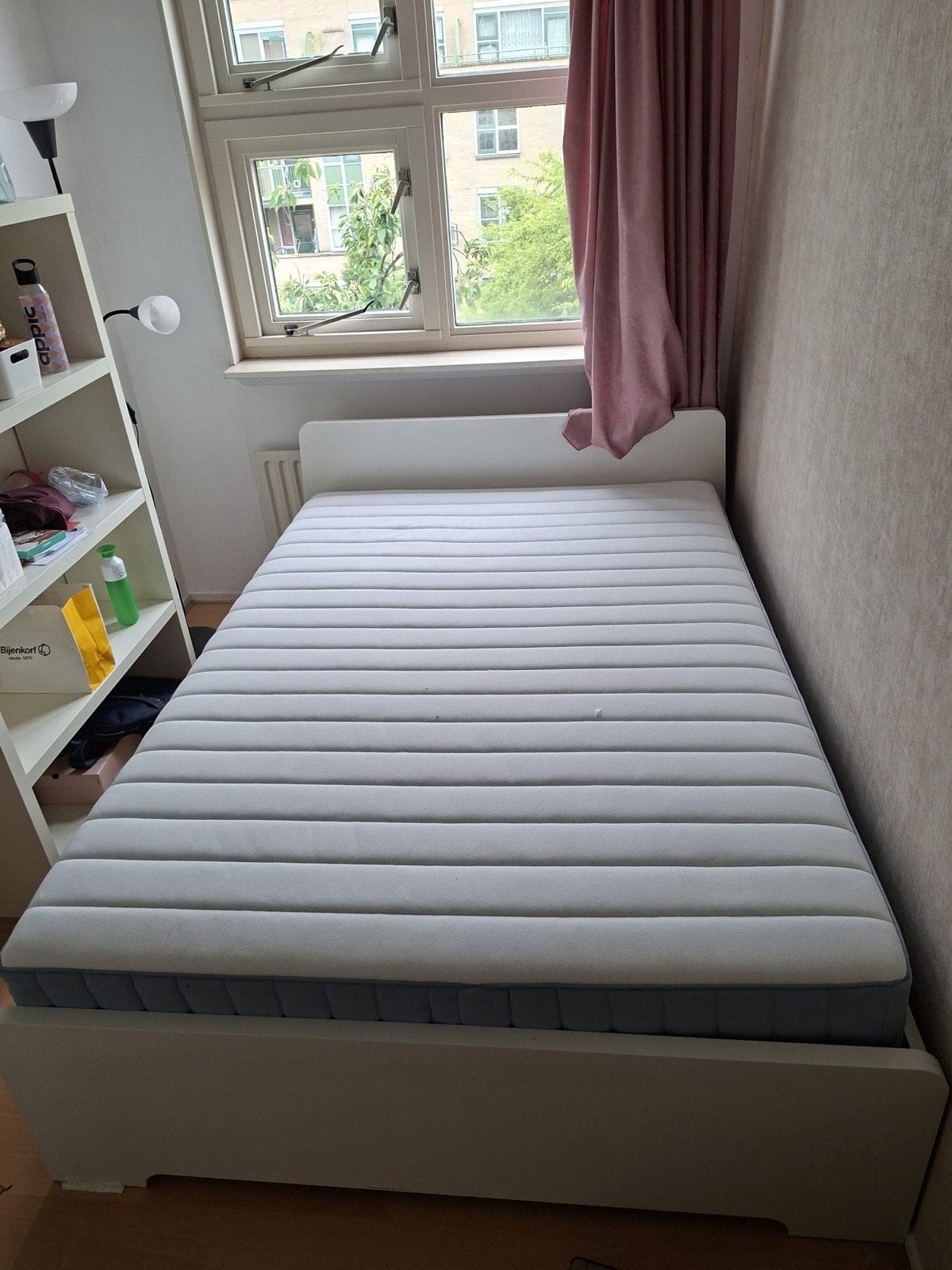 IKEA VALEVAG Matras 140x200cm Stevig - 1,5 jaar oud, Ophalen, Tweepersoons, 140 cm, Zo goed als nieuw