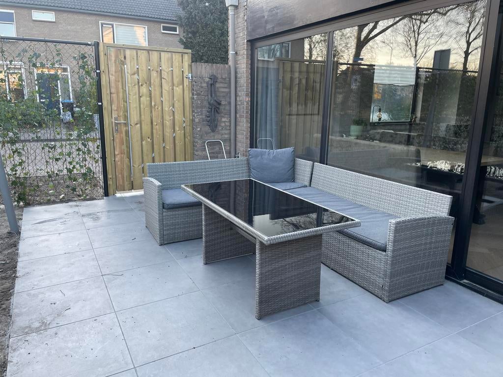 Loungeset met glazen tafelblad en kussens, Ophalen, 5 zitplaatsen, Gebruikt, Loungeset