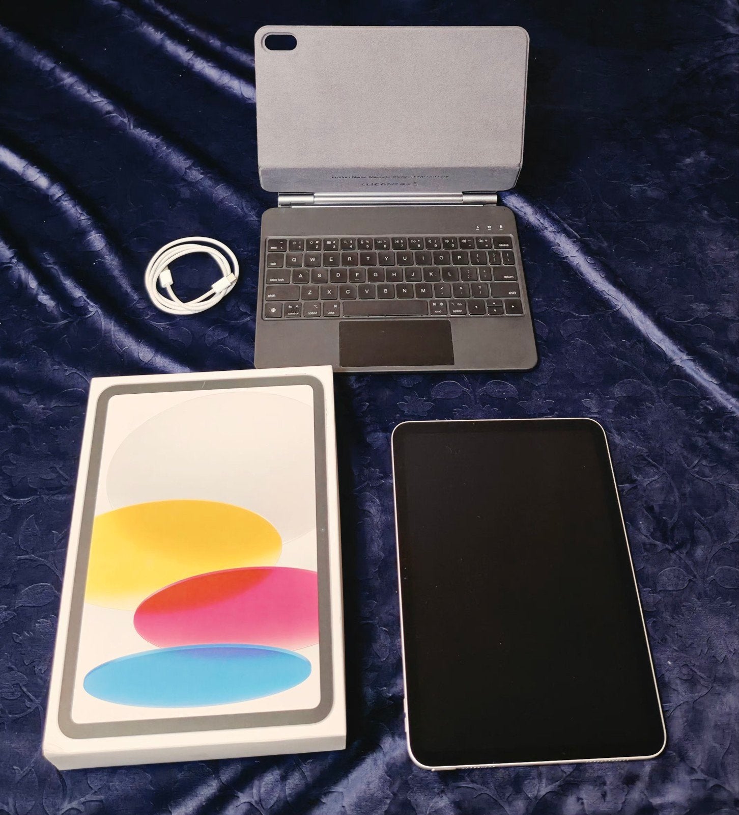 Apple iPad 10e generatie zilver met toetsenbord, Computers en Software, Apple iPad, Zo goed als nieuw, 64 GB, Wi-Fi