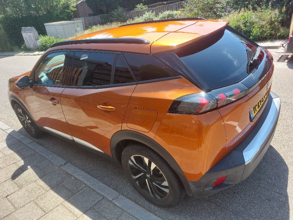 Peugeot 2008 1.5 Bluehdi 100pk 2020, Auto's, Voorwielaandrijving, Zwart, 1200 kg, Particulier