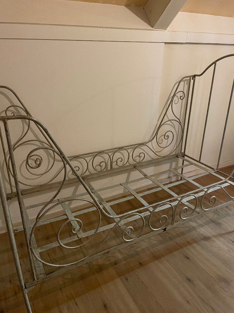 Brocante bed, Ophalen