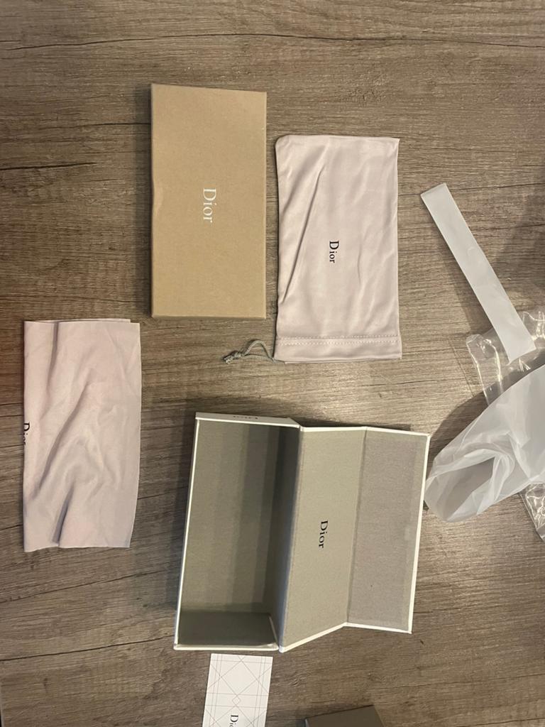 Dames Prada bril - Zo goed als nieuw, Zonnebril, Nieuw, Ophalen of Verzenden, Prada
