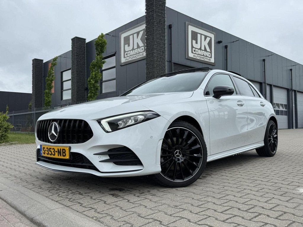 Mercedes A-klasse 250 e AMG|Parelmoer|Pano|Sfeerverlichting|, Gebruikt, Euro 6, 4 cilinders, 218 pk