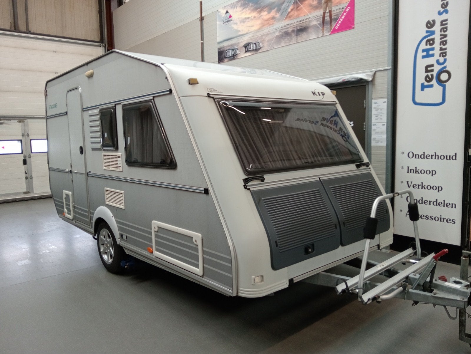 Kip Starline 41TTZ leuke en nette caravan verkocht, Caravans en Kamperen, Kip, Bedrijf, Treinzit, 5 tot 6 meter