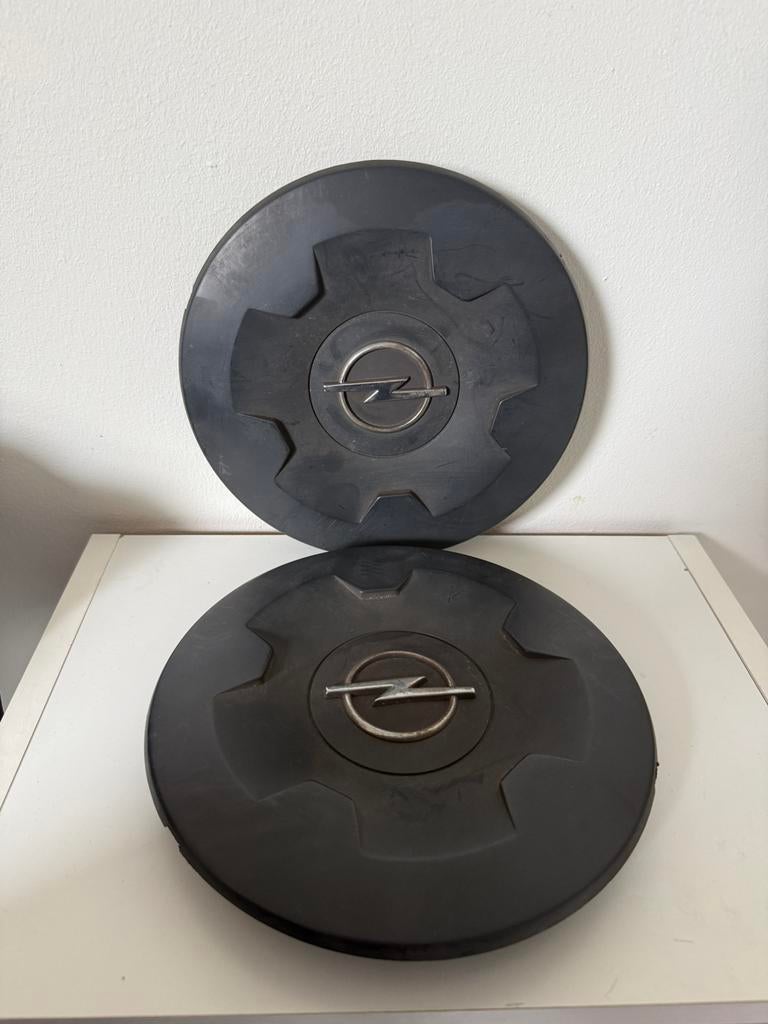 2x Opel vivaro deksels, Ophalen, Zo goed als nieuw