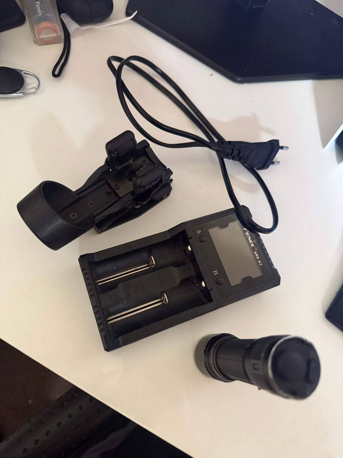 FENIX TK16 V2.0, 3100 Lumen, Ophalen, Zo goed als nieuw, Batterij