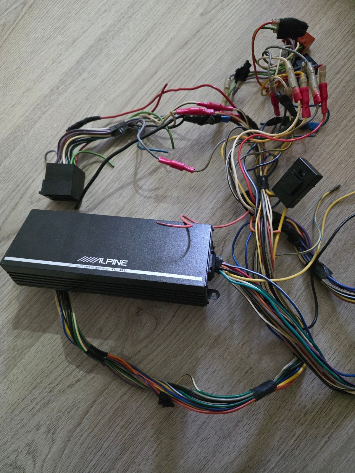 Alpine Power Pack KTP-445, Auto diversen, Ophalen of Verzenden, Gebruikt