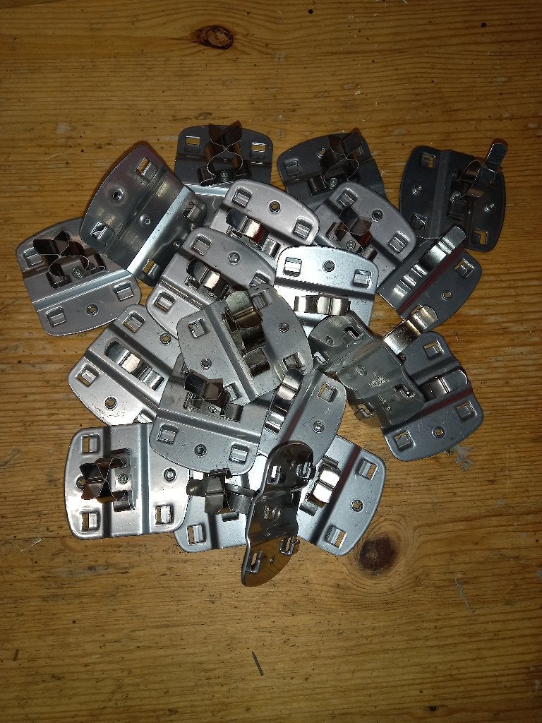 Metalen gereedschapbord haken en rode schroefjes, Ophalen of Verzenden, Gebruikt, Minder dan 70 cm