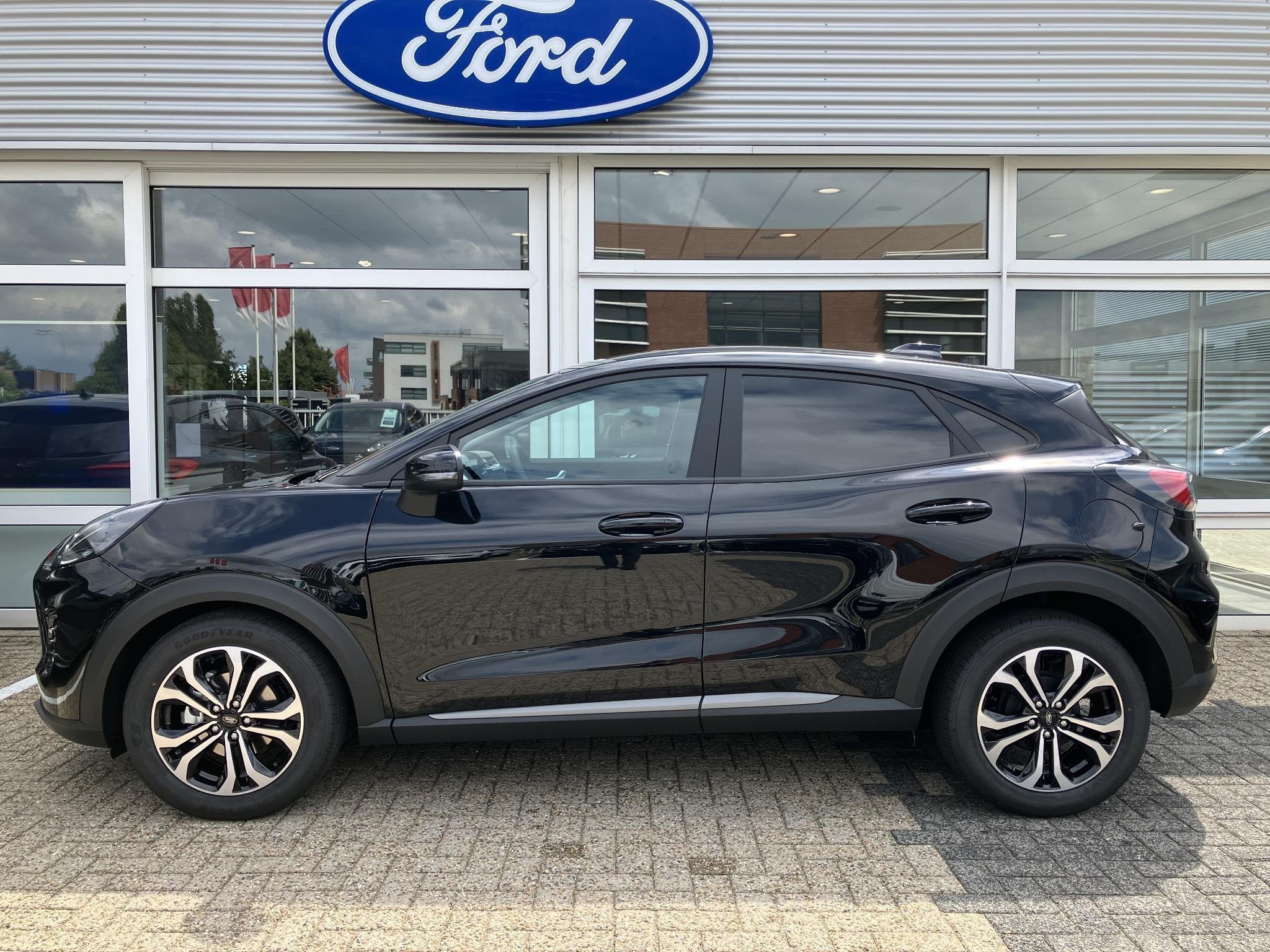 Ford Puma 1.0 EcoBoost Hybrid Titanium Winterpack, Voorwielaandrijving, Puma, Euro 6, Zwart