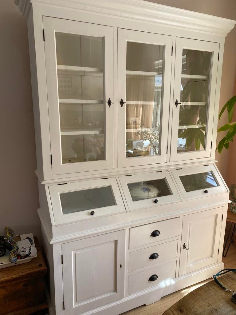 Witte buffetkast, Huis en Inrichting, Kasten | Buffetkasten, Ophalen, 200 cm of meer, 150 tot 200 cm, Zo goed als nieuw