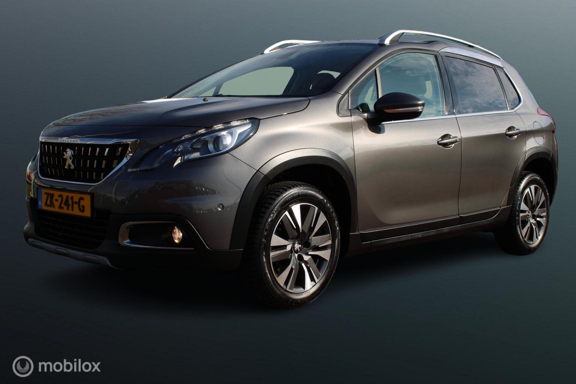 Peugeot 2008 1.2 110 PK Turbo GT-line, Donker glas, Pdc voor, Auto's, Voorwielaandrijving, Leder en Stof, Bedrijf, Handgeschakeld