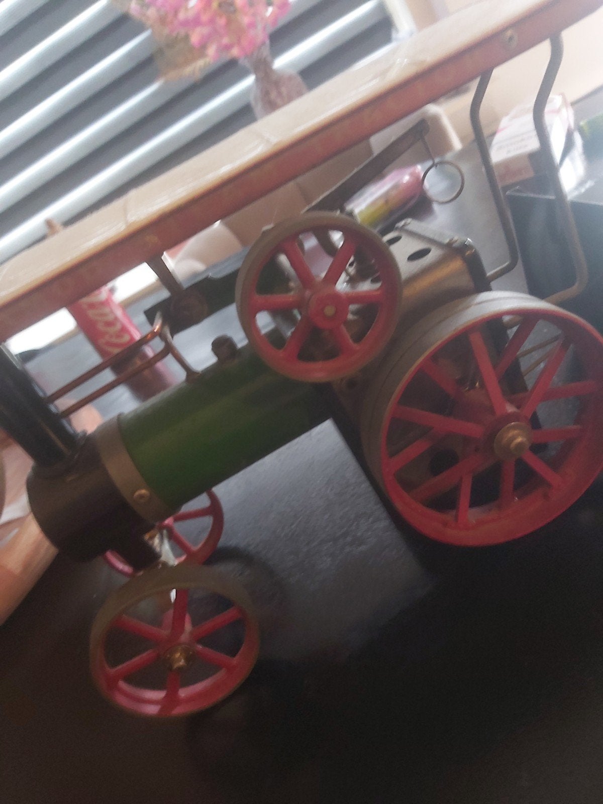 Antieke stoomtractor model met rode wielen, Ophalen of Verzenden, Gebruikt