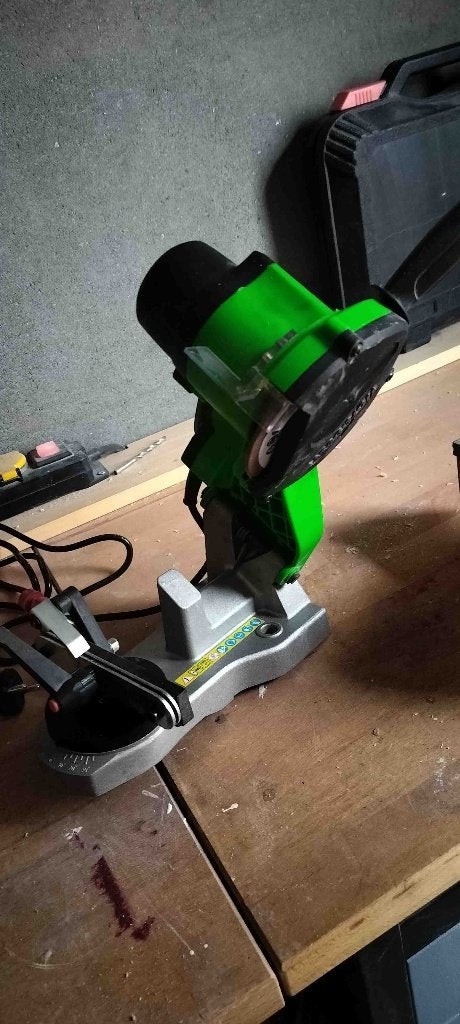 Kettingzaag slijper, Ophalen, Zo goed als nieuw, Minder dan 700 watt, Overige typen