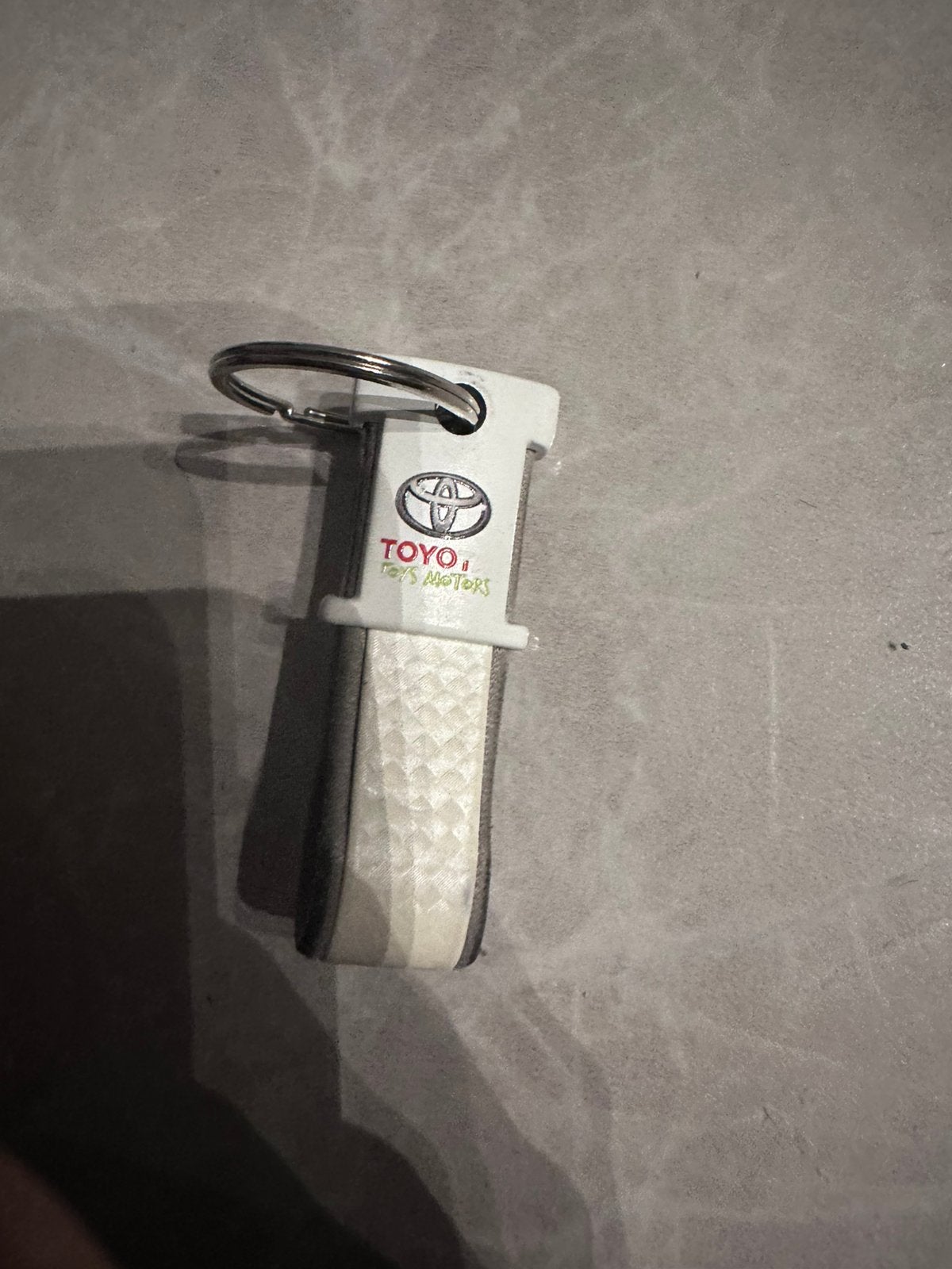 Originele Toyota sleutelhanger, Ophalen of Verzenden, Nieuw, Merk