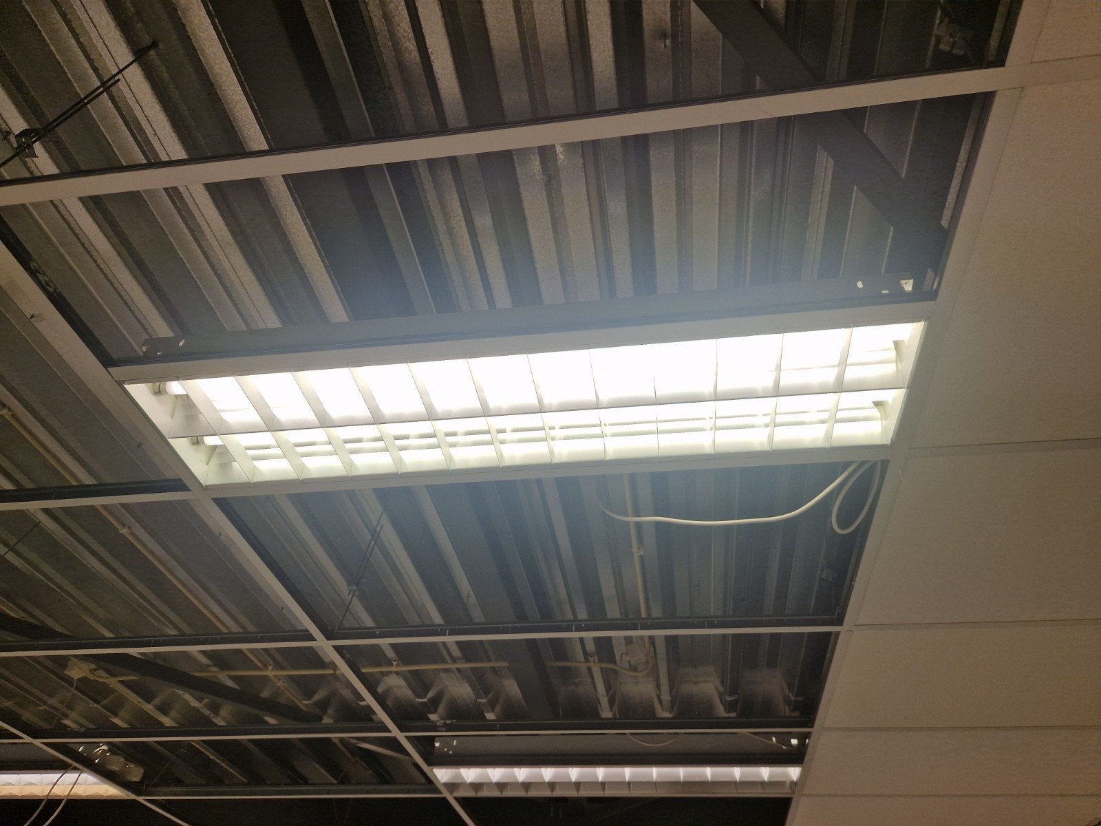 Gebruikte LED bakken 30x120cm voor systeemplafond (13 stuks), Ophalen, Gebruikt
