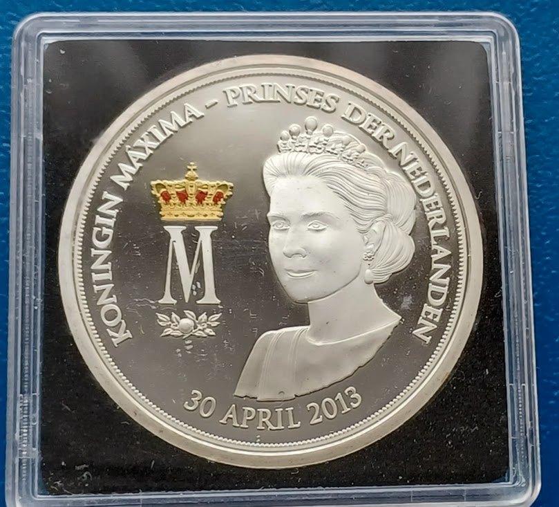Koningin Máxima Prinses der Nederlanden - Ons Vorstenhuis, Postzegels en Munten, Penningen en Medailles, Verzenden, Overige materialen