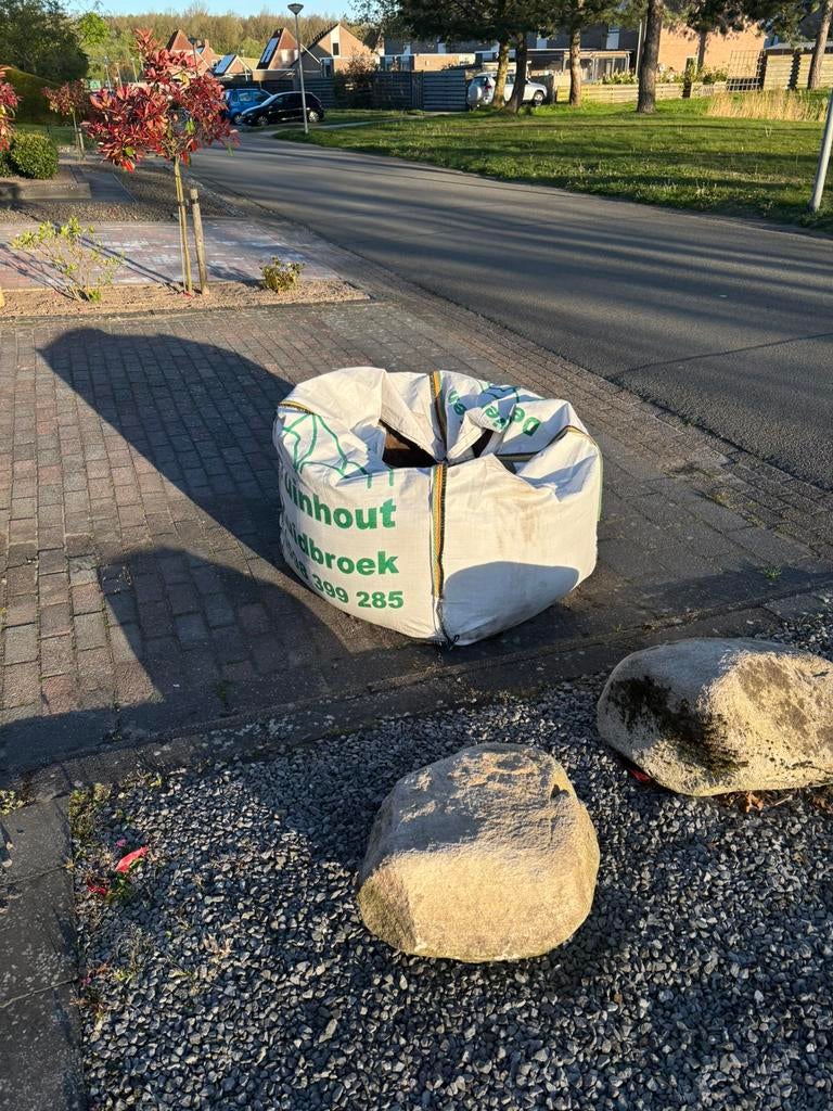 Zwart grond,gratis, Ophalen, Tuinaarde