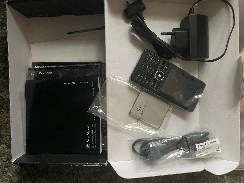 Sony Ericsson vintage telefoon, Ophalen, Zwart, Overige systemen, Nieuw