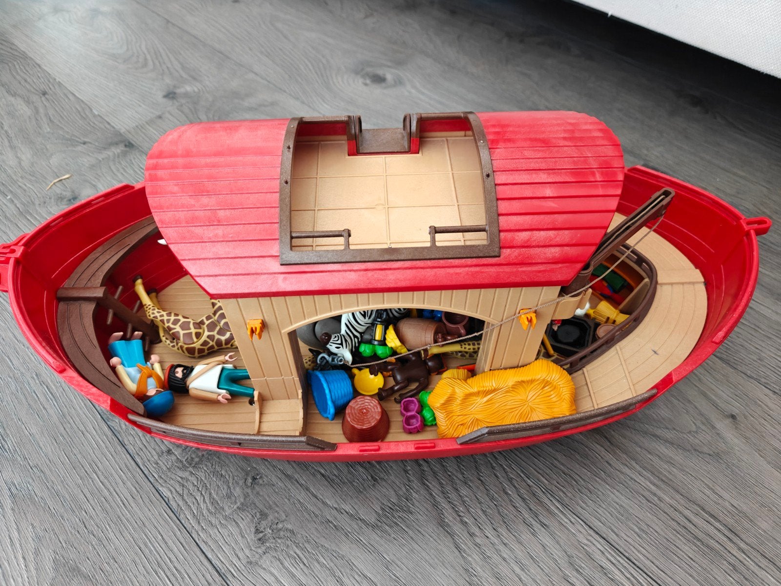 Playmobil ark van Noach, Ophalen