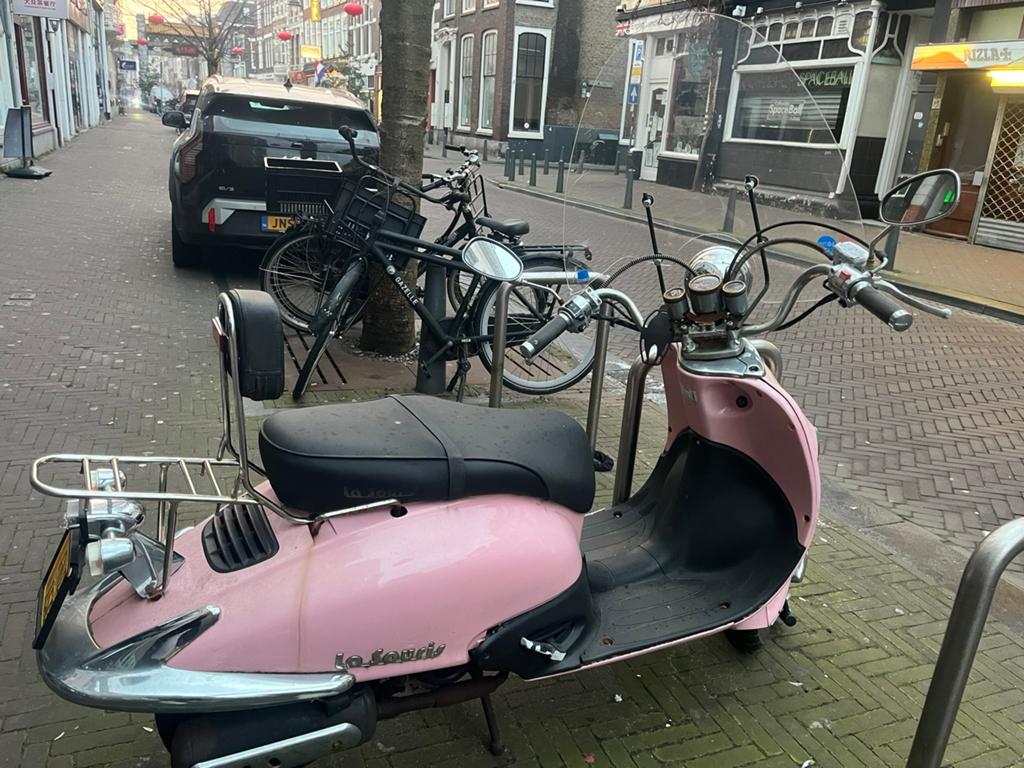La Souris scooter Grand Retro Roze, Ophalen, Zo goed als nieuw, Benzine, Overige merken