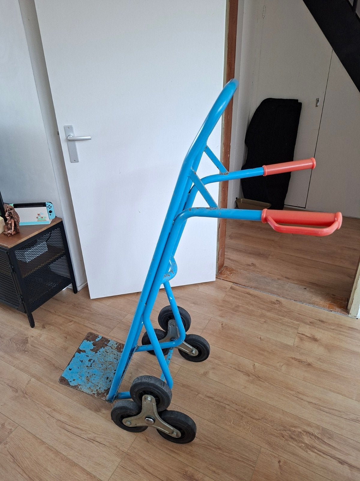 Steekwagen met trapfunctie - onderhoud nodig, Ophalen of Verzenden, Gebruikt, Steekwagen
